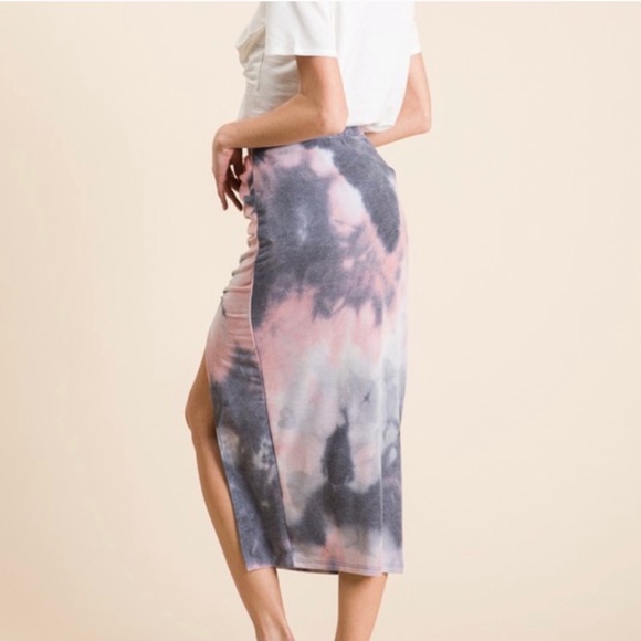 New!clearance Tie Dye fitted Slit midi skirt - Picture 5 of 7